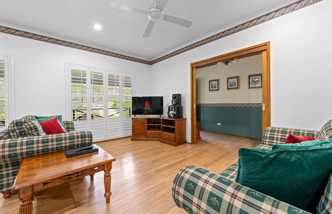 Birds 'n' Bloom Cottages - Photo 41