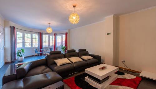 Cristina Grand - Foto 4