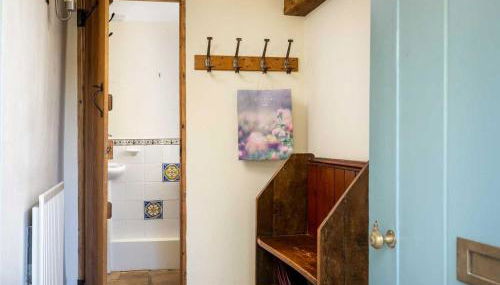 Hope Cottage - Photo 2