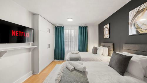 Acton 4BR House I Contractors I Families I Parking - Foto 3