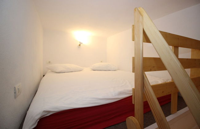 92 Residence - Photo 39