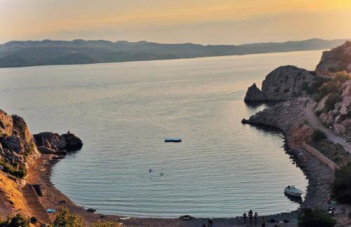 Mare`s Private House 1st floor with Pool - Foto 8