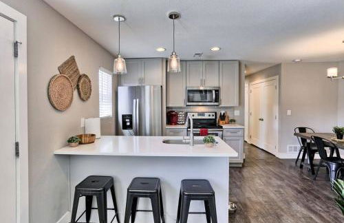 Quiet and Comfy Oasis - Firepit and Yard in Denver - Foto 6