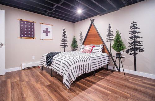 2 Houses, 22+Guests, 2 Hot Tubs, Renovated, Events Welcome! - Foto 13