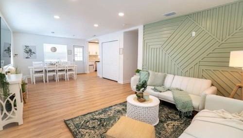 Cozy 3BR with Patio & Yard Near Ybor City - Foto 2