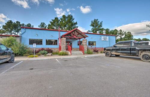 Romantic Broken Bow Cabin with Jacuzzi and Fire Pit! - Foto 24