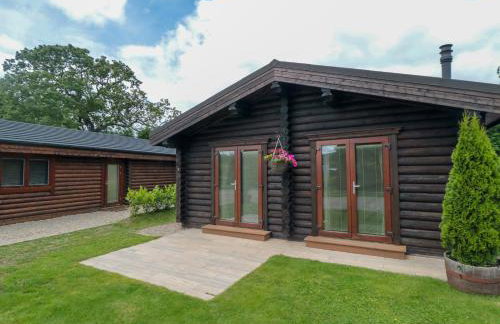 Wainstones Lodge 2 - Photo 1