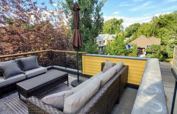 Built In 2007, This Deluxe 3-Story Solar Condo Offers The Best Of Bozeman! - Foto 2