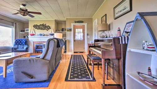 Nautical Lubec Cottage with Fire Pit and Grill! - Foto 5