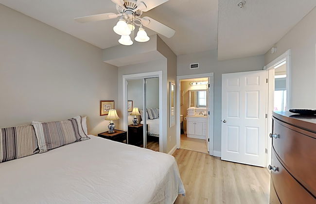 South Harbour #12e - Photo 2