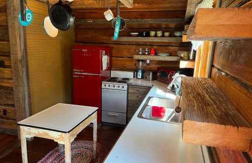 Quiver Beach Cabin - Photo 17