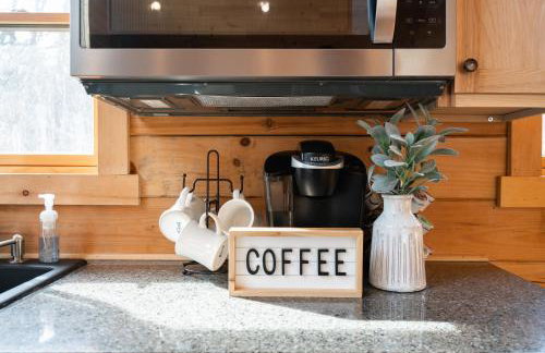 Family Friendly ~ Hocking Hills Cabin ~ Close to Caves, w/Wifi - Foto 5