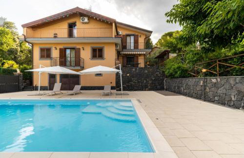 Villa Sara sull'etna con Piscina - Photo 29