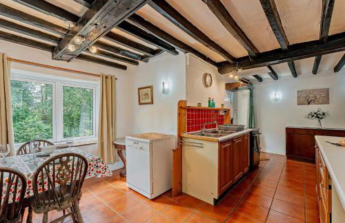 2 Bed in Machynlleth 93079 - Photo 5