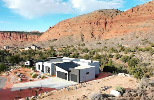 Modern Red Cliff Home with Private Pool - Foto 1