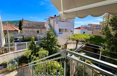 Sunny Apartment - Photo 29