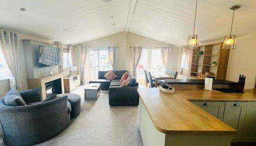 2 Lakeside, Luxury lodge with private garden & parking - Foto 4