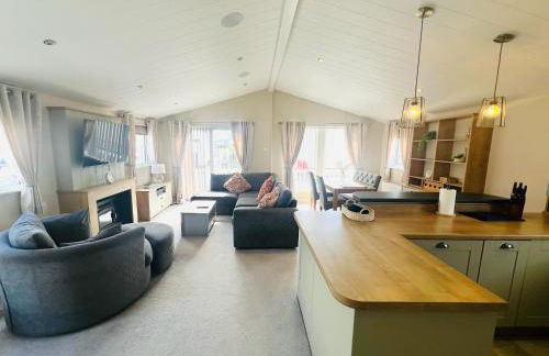 2 Lakeside, Luxury lodge with private garden & parking - Foto 4