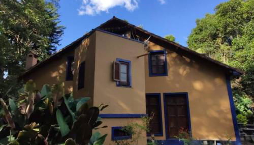 Casa chalet, Centro, vaga 2 carros, alto padrão - Foto 4