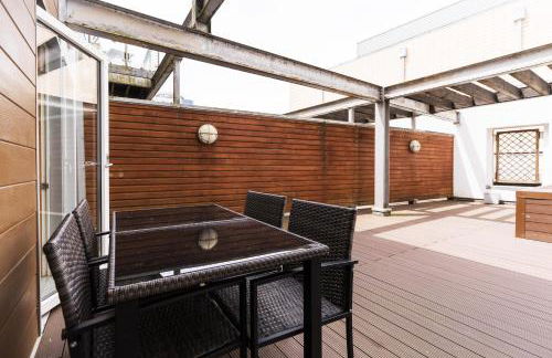 In the middle of Cardiff City centre - Foto 8