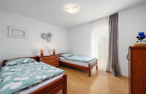 Amazing Apartment In Podpican With Wifi - Foto 24