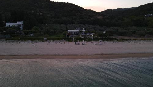 Azzure Heaven - Photo 4