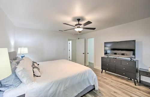 Luxe Lakehouse with Sunset Views on Lake Palestine! - Foto 17