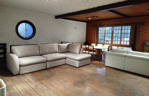 Casa para 12 pessoas a 3 minutos do centro de Teresópolis - Foto 3