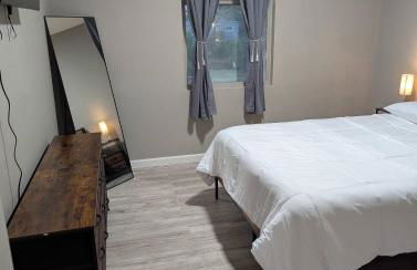 The Junction Cove |2BR Apartment, Walk to Downtown - Photo 9