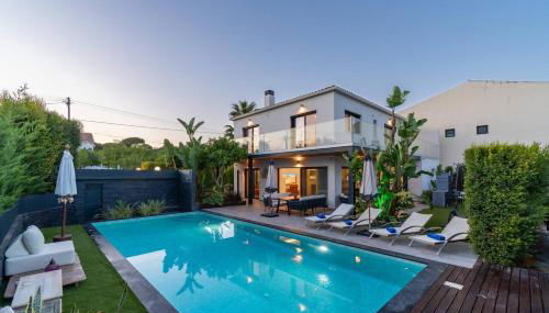 Stylish Algarve Retreat- Priv. Pool & Beach Nearby - Photo 1