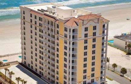 Beachfront 3BR Condo with Stunning Views Daytona - Photo 7