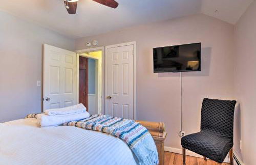 Decked-Out Home Hot Tub, Pool, Fire Pit and More! - Foto 25