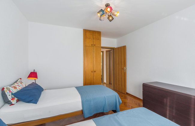 Elegant two-bedroom apartment with terrace in Rovinj - Photo 21