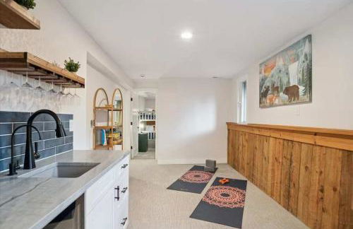 15 min to Boulder Rope Course Hot Tub & Views - Photo 38