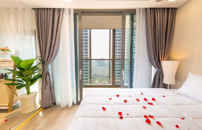 Vivian Lancaster Legacy Residence Luxury - Photo 8