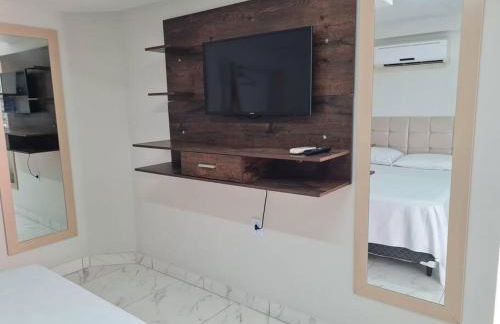 kitnet 13 central com ar tv smart completa - Foto 7