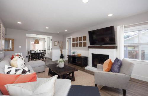 Coastal Charm Inviting 3 BR Montara Home - Foto 2