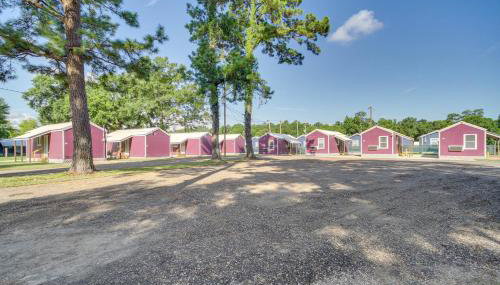 Cozy Picayune Tiny Home Rental about 4 Mi to Downtown! - Foto 3