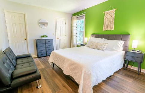 3 Beds, Kids Friendly Ranch,Jaccuzzi Tub,Walk to Food Lion,Restaurant, Keurig , sleep noise machine,,Crib,5G - Foto 15