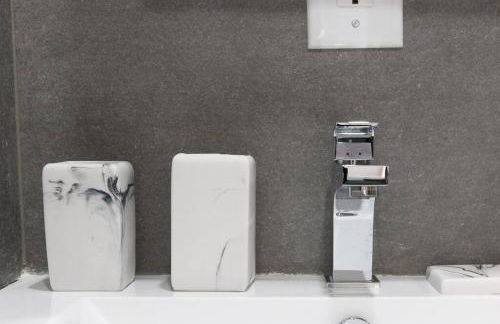 1597-5 New Studio Prime UES W D in unit - Foto 21