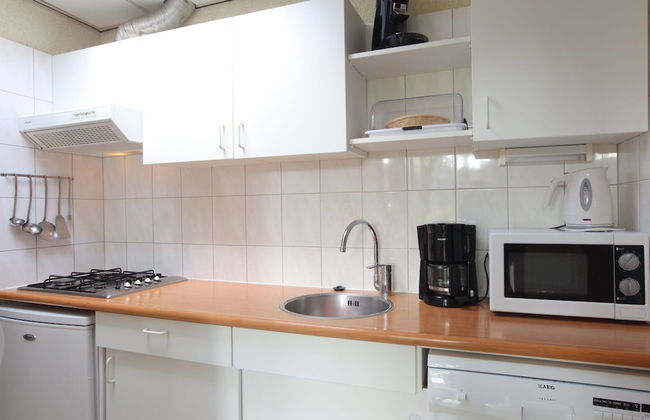 Well-kept Bungalow With Fireplace Near Valkenburg - Photo 3