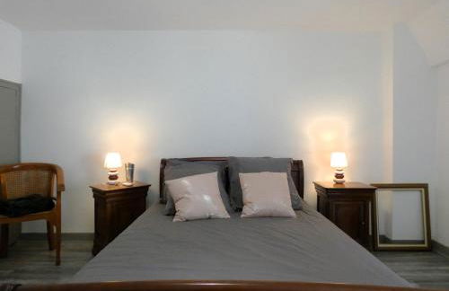 Élégante maison de ville avec cour intérieure, centre de Châteaudun, proche sites touristiques - FR-1-581-115 - Foto 20