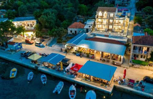 Family-friendly apartments with swimming pool Pomena, Mljet - 22317 - Photo 2