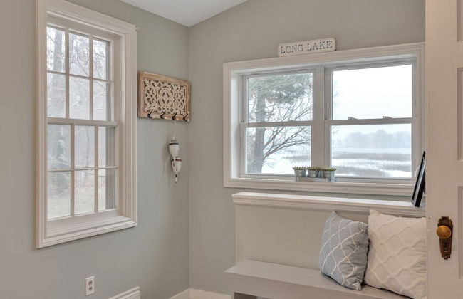 Amazing Lakefront Retreat On Long Lake! 2 Bedroom Home by RedAwning - Foto 27