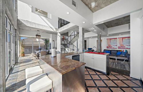 Oceanfront Experience - Photo 13