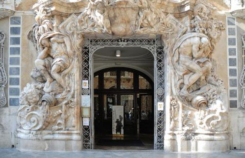 Travel Habitat Oceanografic Suites - Photo 55