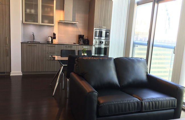 TO Stays - York and Lakeshore - Foto 36