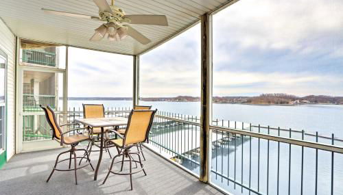 Pool Access Waterfront Lake Ozark Condo with Patio - Foto 3