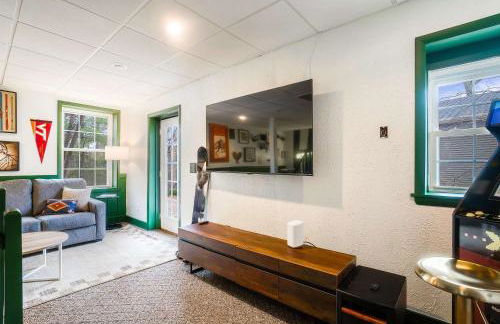 Cozy Retreat - Sauna Hot Tub & Game Room in VA - Foto 43