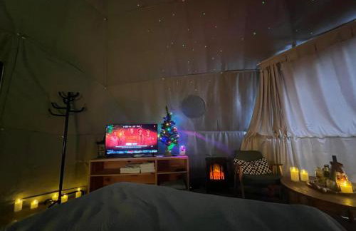 Na Skraju Lasu Domek na Drzewie & Glamping - Foto 10